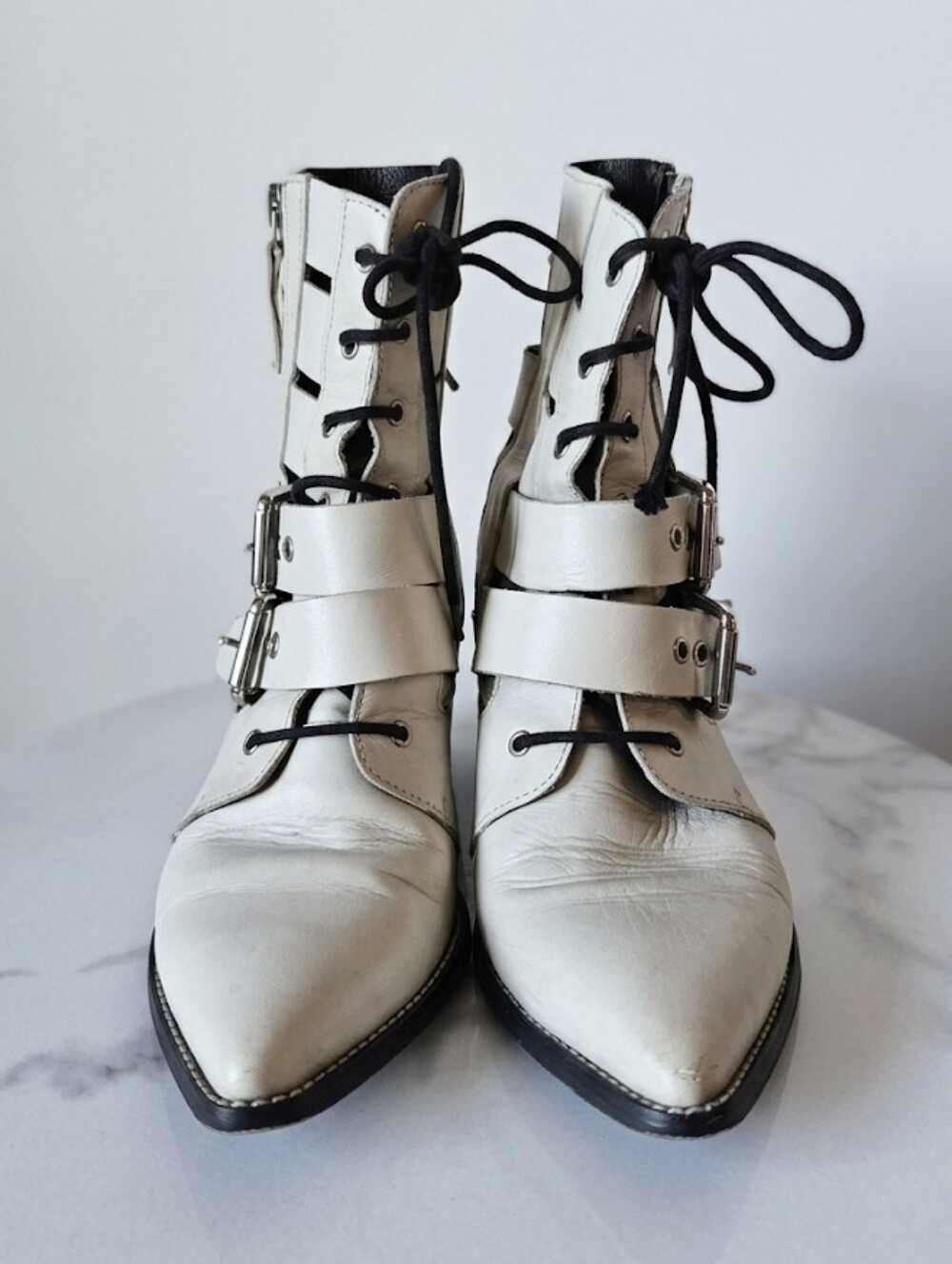 TOPSHOP White Leather Cut-Out Western Ankle Boots - Size 38 (US 7.5)